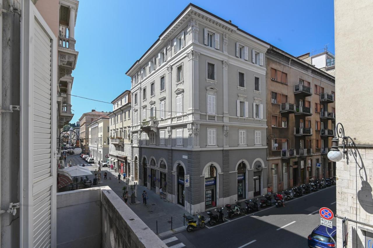 Adria Luxury Residence - Centro Τεργέστη Εξωτερικό φωτογραφία